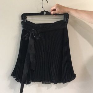 Bebe mini skirt